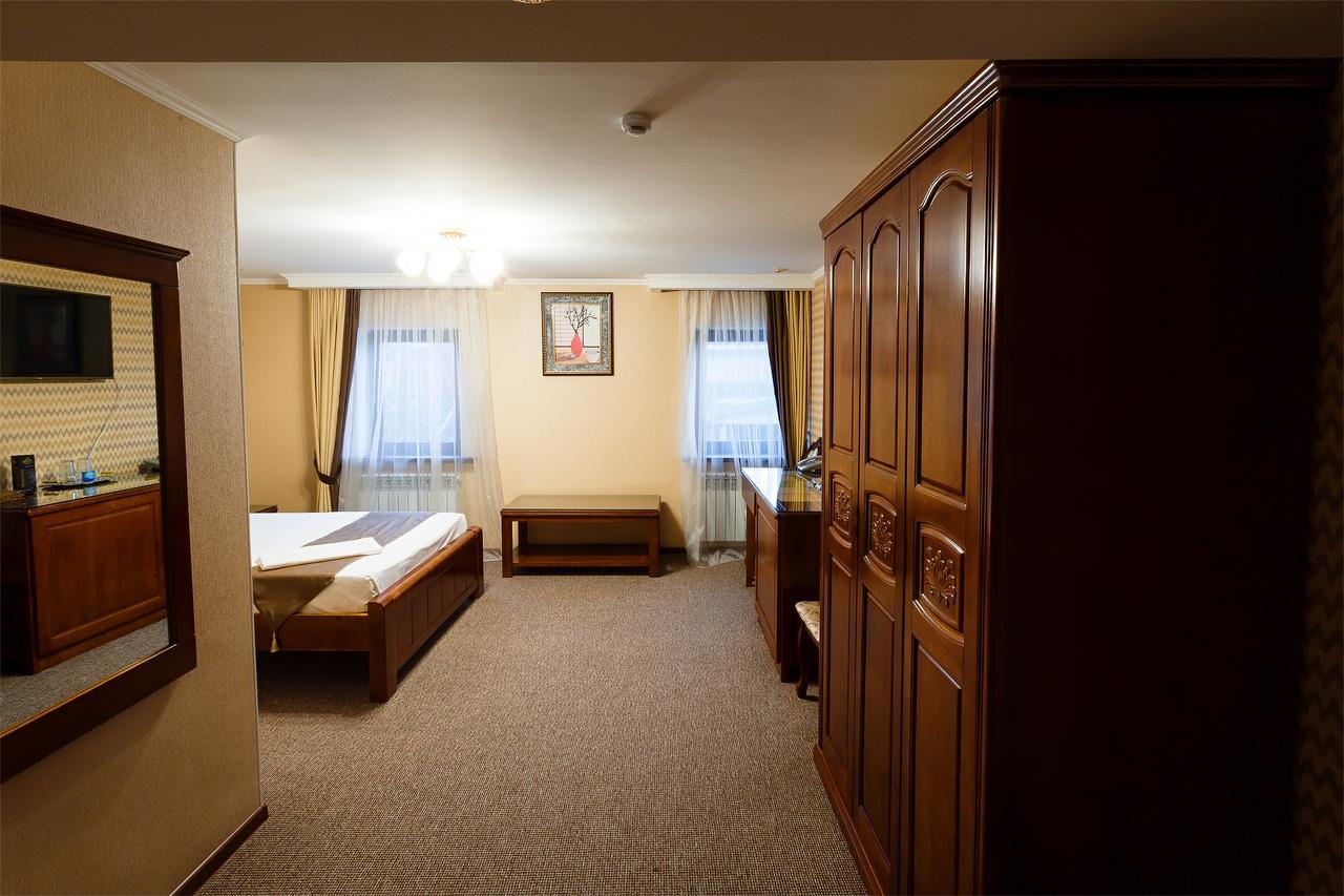 Salut 4* Almaty